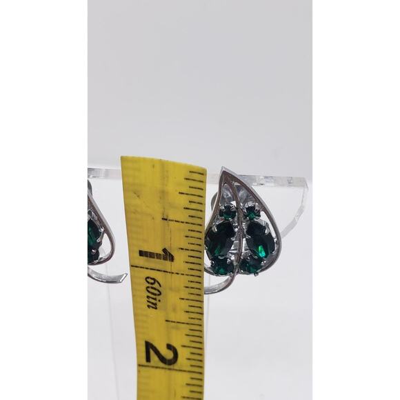Vintage Earrings Leaf With Emerald Green Rhinestones Clip On Silver Toned - Picture 8 of 10